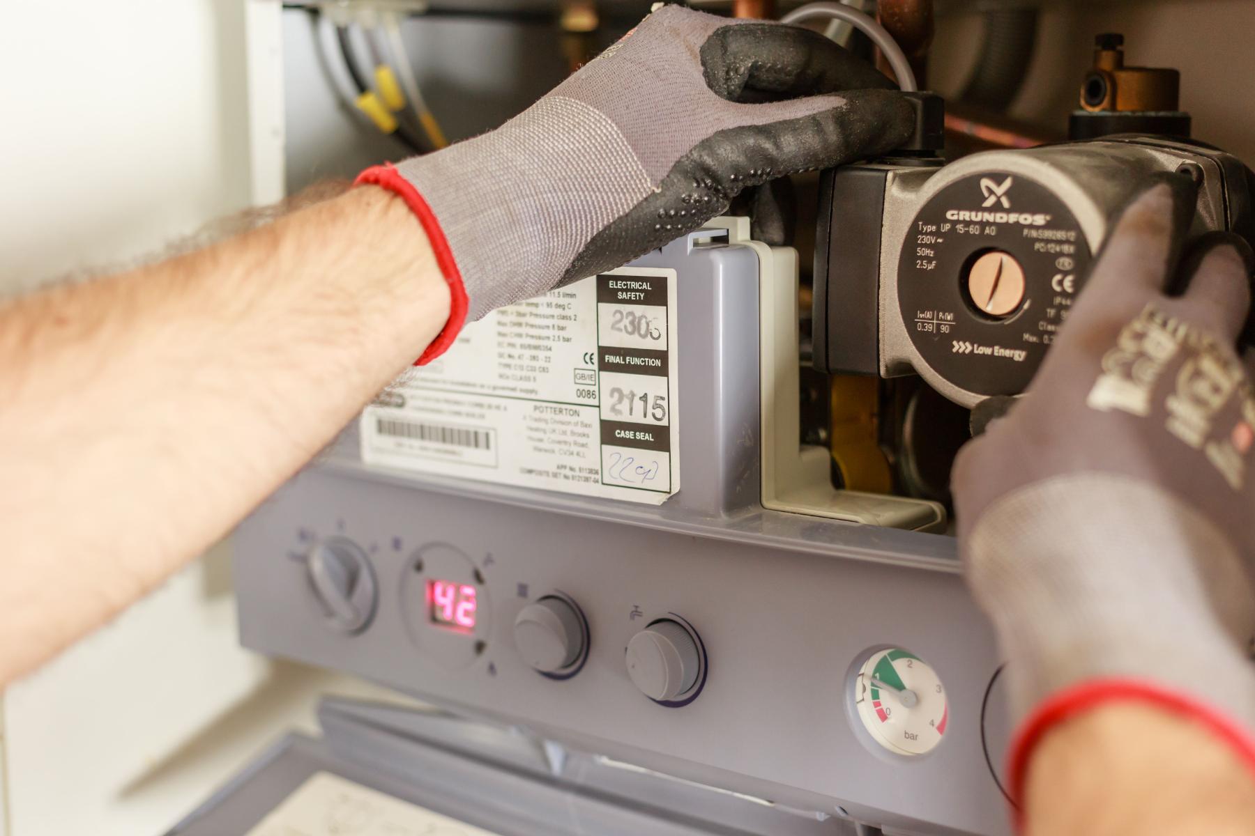 Instalación de termo eléctrico